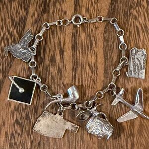 Vintage Sterling Silver Charm Bracelet - Pensilvania, Oklahoma, graduated Hat…